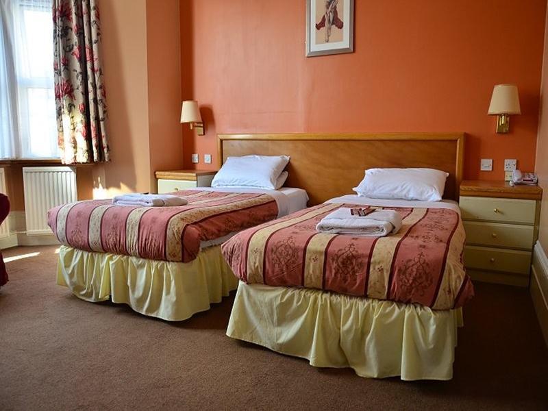 רויאל טונבריג' וולס Russell Hotel מראה חיצוני תמונה