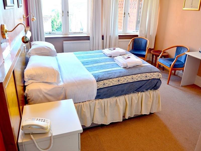 רויאל טונבריג' וולס Russell Hotel מראה חיצוני תמונה