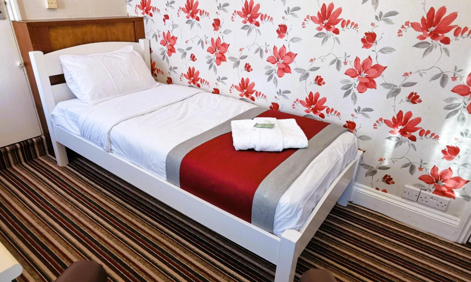 רויאל טונבריג' וולס Russell Hotel מראה חיצוני תמונה