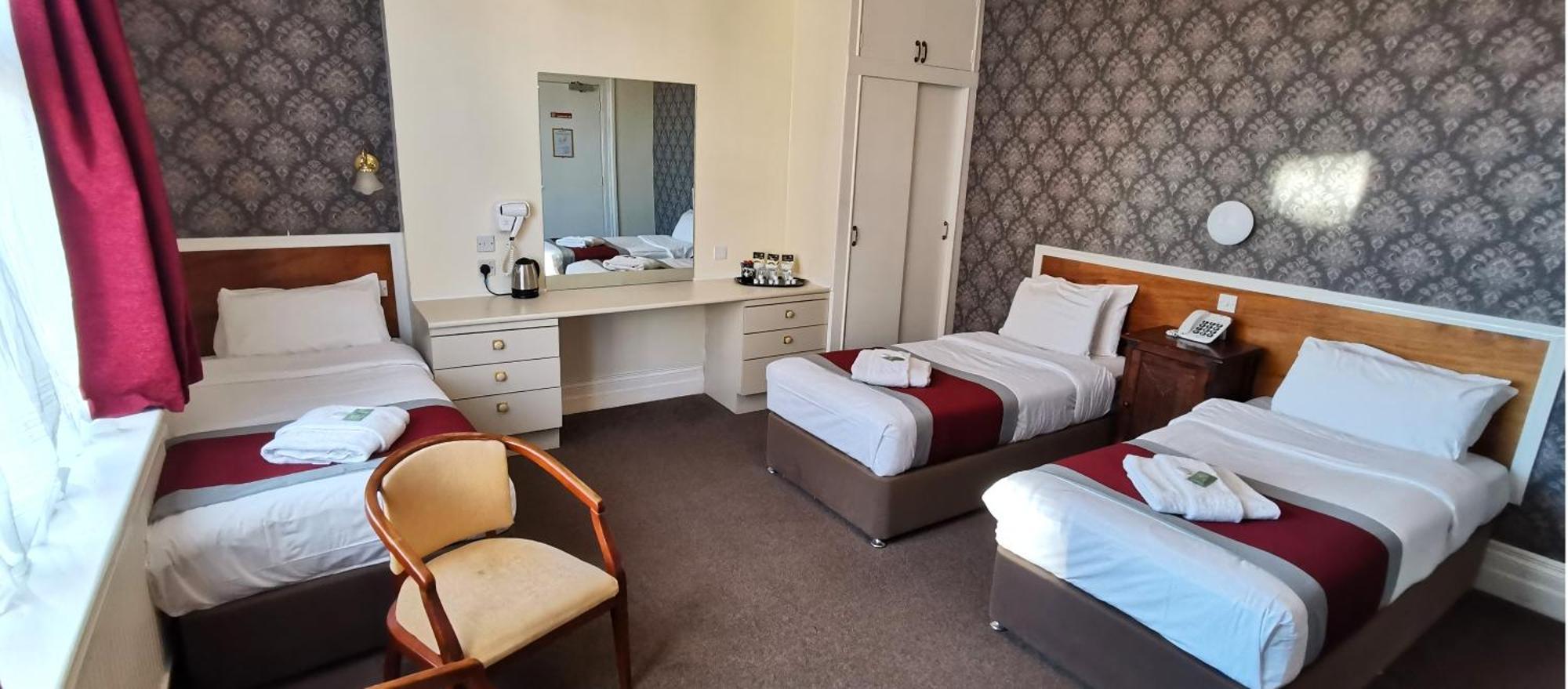 רויאל טונבריג' וולס Russell Hotel מראה חיצוני תמונה