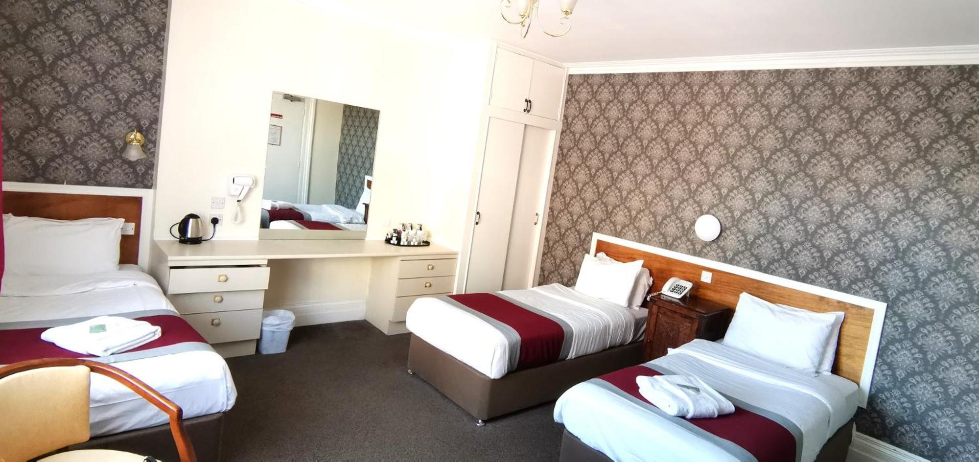רויאל טונבריג' וולס Russell Hotel מראה חיצוני תמונה