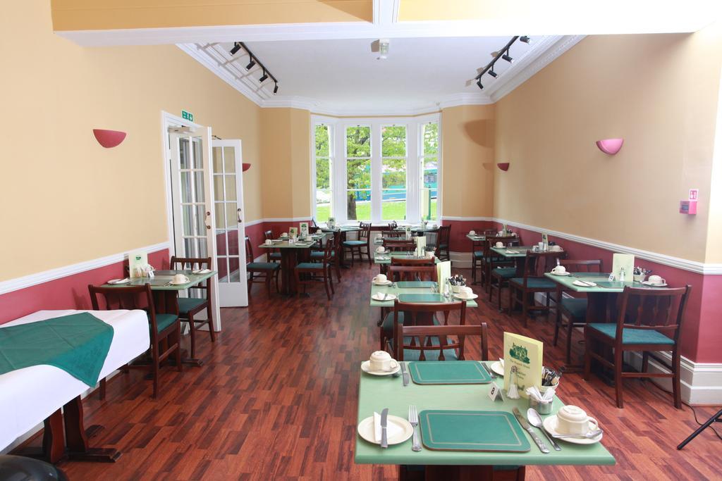 רויאל טונבריג' וולס Russell Hotel מראה חיצוני תמונה